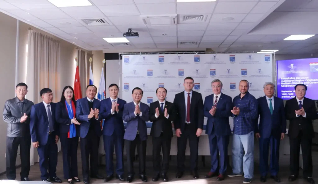 thai nguyen thuc day hop tac dau tu thuong mai voi leningrad