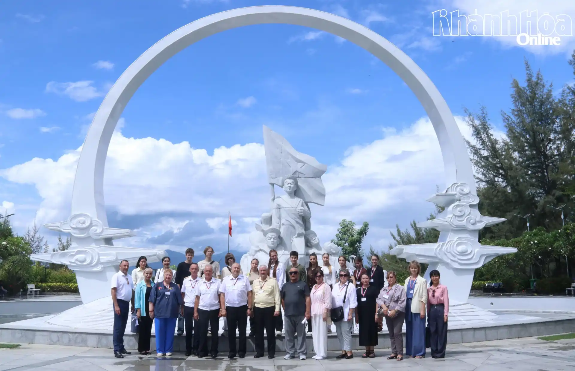 doan cuu chien binh nga tuong niem cac anh hung liet si tai khanh hoa 3