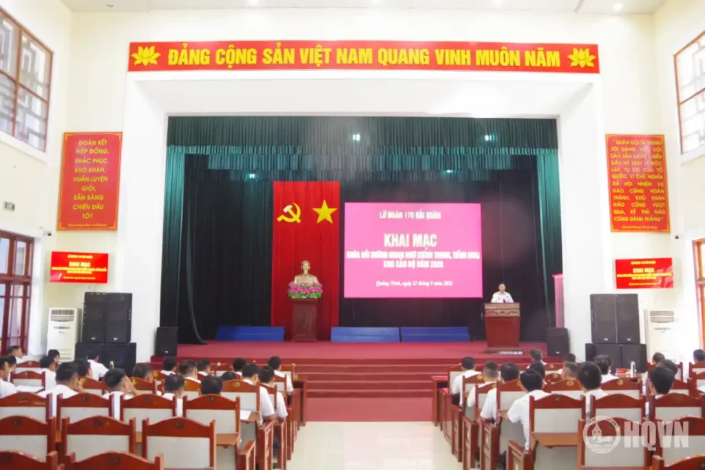 Lữ đoàn 170 mở khóa bồi dưỡng tiếng Nga cho cán bộ hải quân 1 lu doan 170 mo khoa boi duong tieng nga cho can bo hai quan