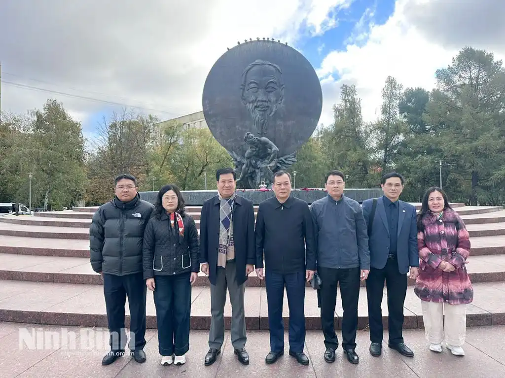 ninh binh mo rong hop tac voi moskva va saint petersburg 3