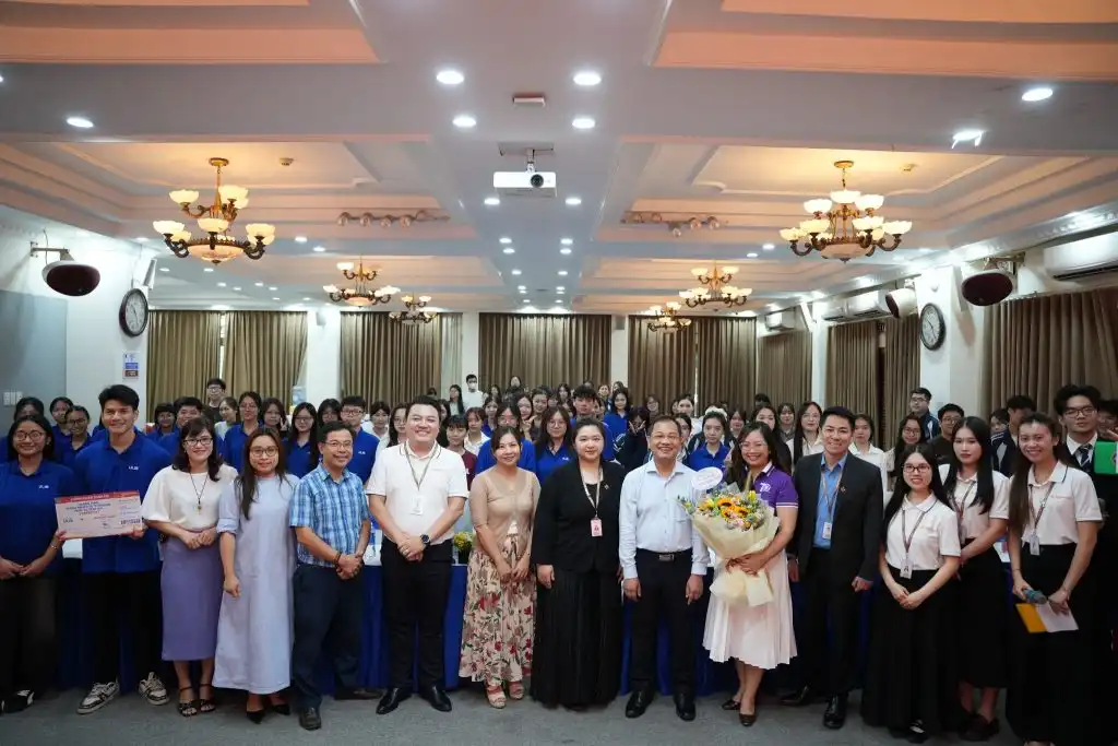 sun phuquoc airways tim kiem nhan su tieng nga tai ulis 2