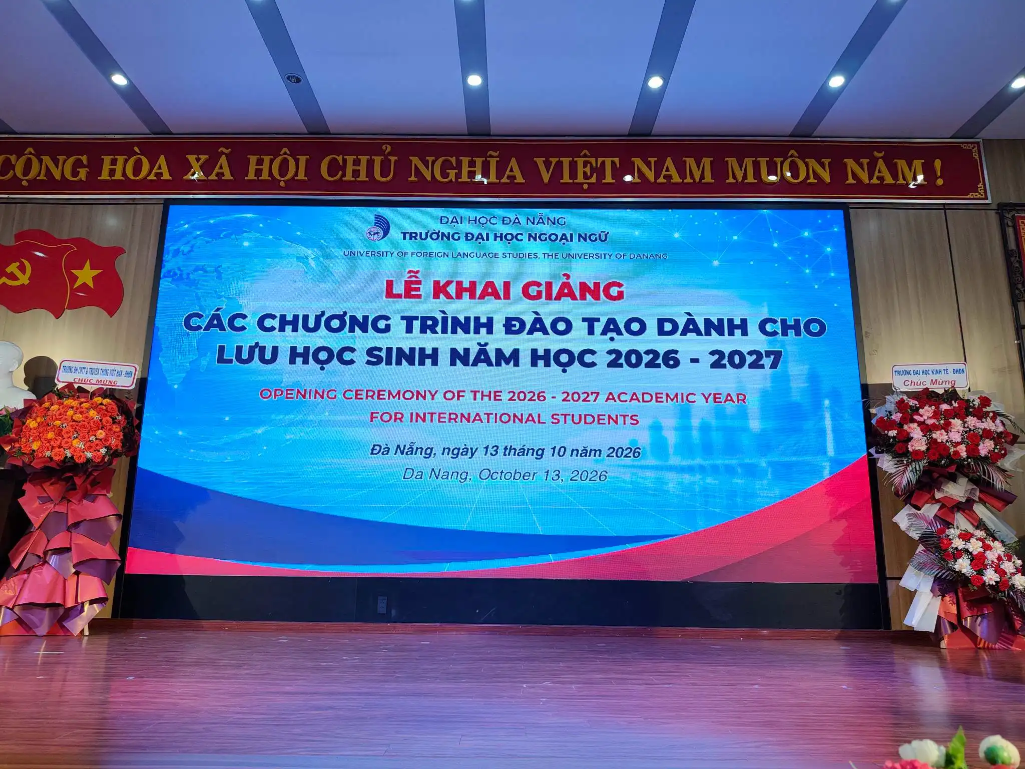 truong dai hoc ngoai ngu da nang chao don gan 100 luu hoc sinh 1